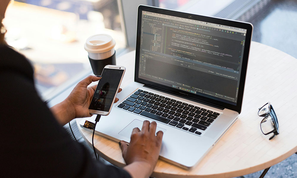 The Mighty Mini: How Mini PCs are Redefining Pe... The Mighty Mini: How Mini PCs are Redefining Pe...